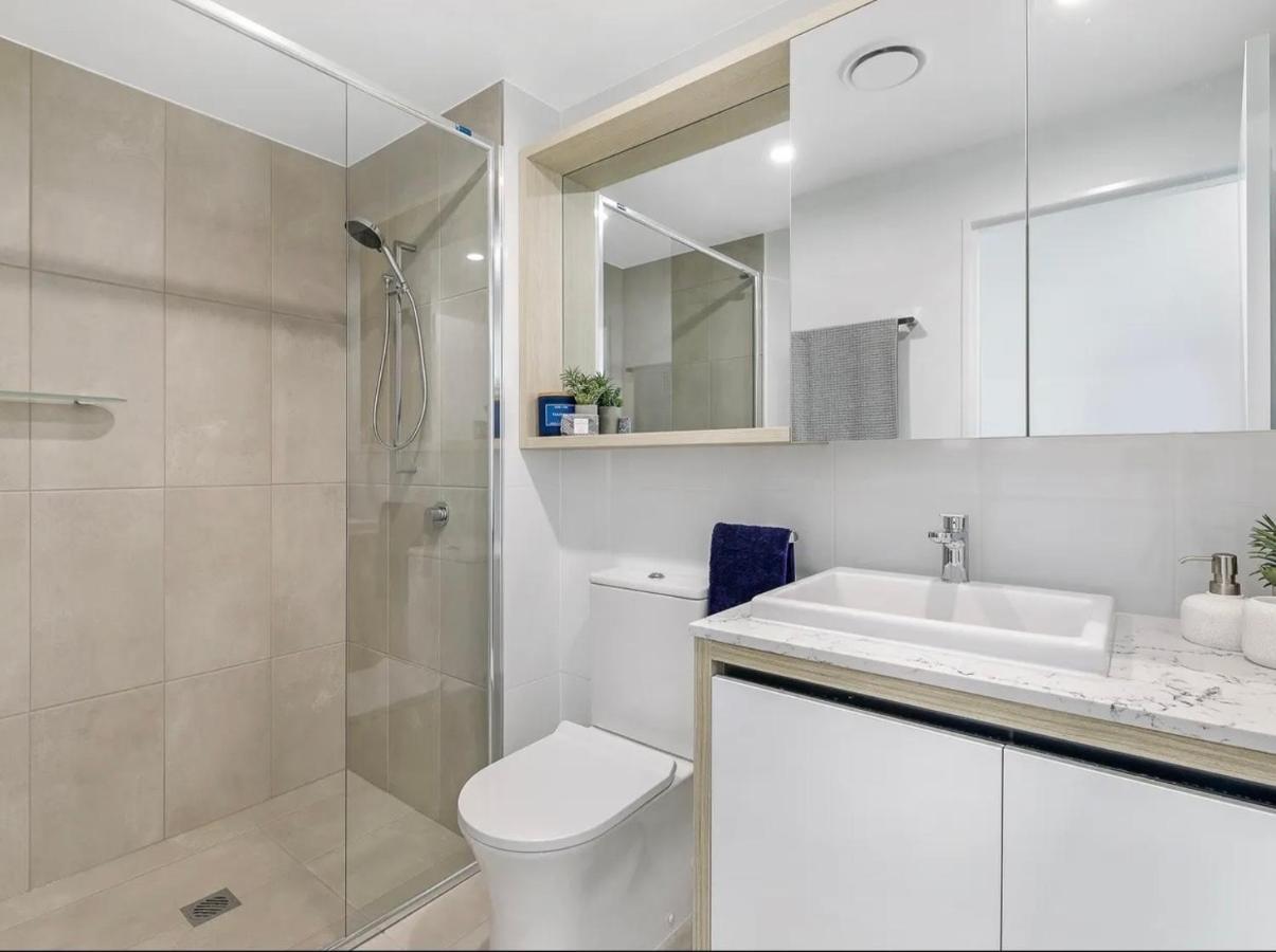 Koko Luxury Apartment In Broadbeach Gold Coast Exterior photo