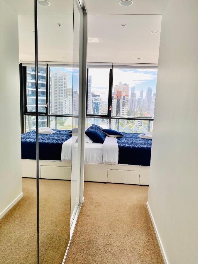 Koko Luxury Apartment In Broadbeach Gold Coast Exterior photo